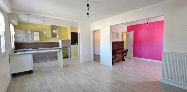 Appartement 4 pièce(s) 2 chambre(s) 81 m²