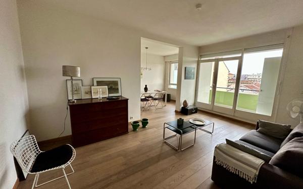 Appartement à louer    3 pièces • 80 m2 Limoges