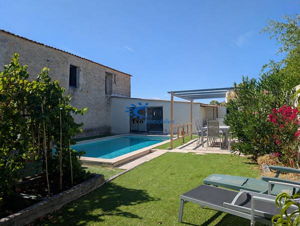 MAISON CHARENTAISE 4 CHAMBRES GARAGE PISCINE Marans MAISON CHARENTAISE 4 CHAMBRES GARAGE PISCINE Marans