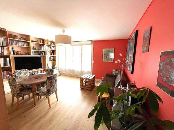 Vente
                Appartement67 m² - 3 Pièces -
                    CAEN (14000)