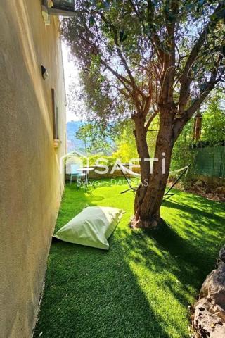 Une maison de caractère avec piscine, suite parentale et volumes généreux