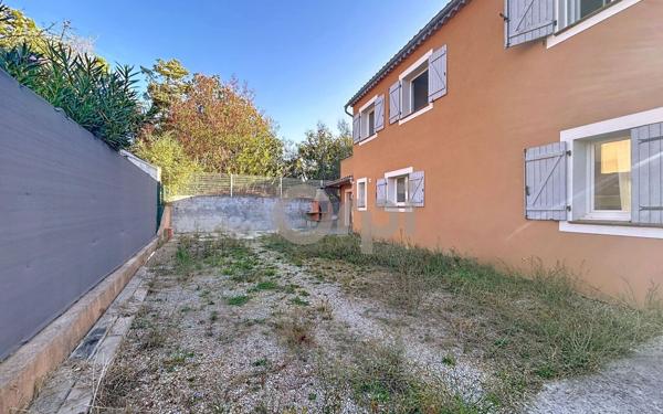 Maison à vendre    5 pièces • 145 m2 Taradeau