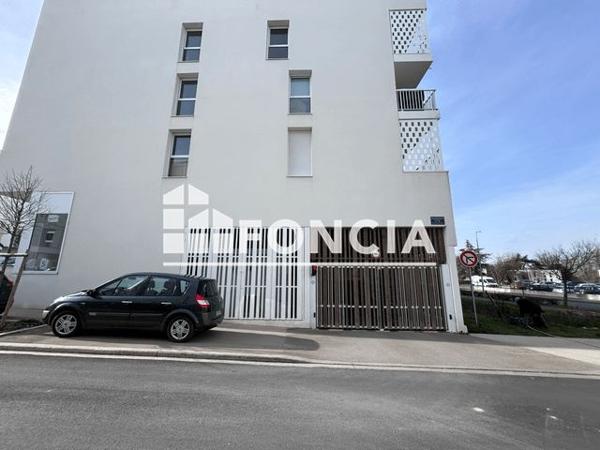 Location Parking - 5 RUE MARTHE PINEAU La Rochelle 17000