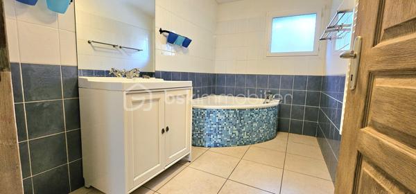 Immeuble mixte de 235 m²