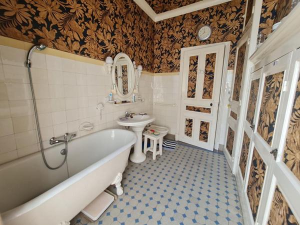 Maison de Maître 300 m² -7 Chambres - Jardin 1500 m² - Centre-ville à pied