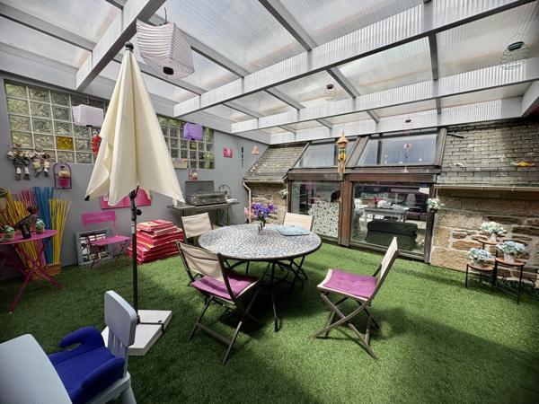 Lanarvily (29260) Sylvie TROMELIN