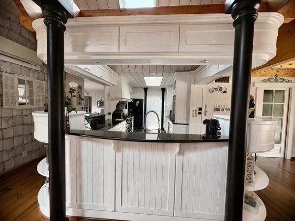 Lanarvily (29260) Sylvie TROMELIN