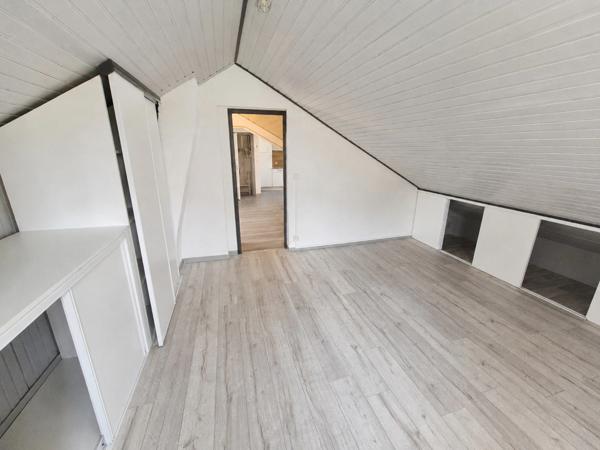 Appartement à vendre 2 pièces  (05)