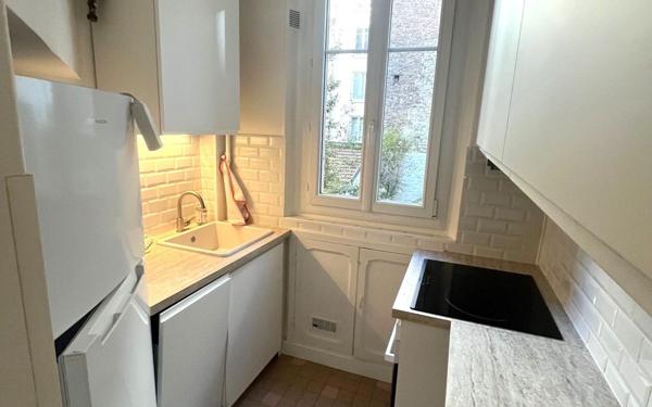 Appartement à louer    2 pièces • 47,08 m2 Saint-Mandé
