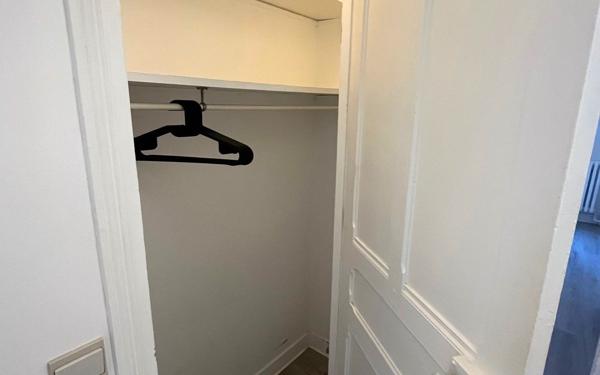 Appartement à louer    2 pièces • 47,08 m2 Saint-Mandé