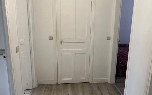 Appartement à louer    2 pièces • 47,08 m2 Saint-Mandé