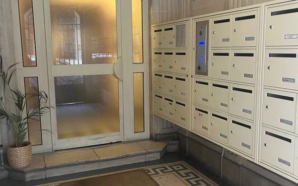 Appartement à louer    2 pièces • 47,08 m2 Saint-Mandé