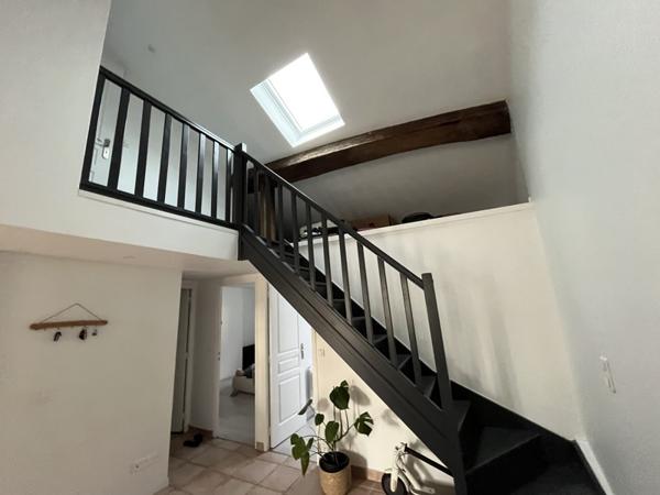 Immeuble à vendre 244 950 € Saint-Jean-d'Angély 177 m² DPE D
