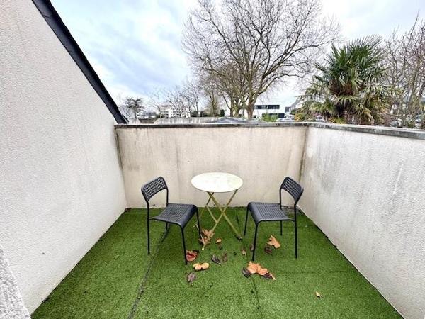 T3 meublé avec balcon terrasse
