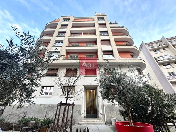 GRENOBLE : T3 de 54.09m²