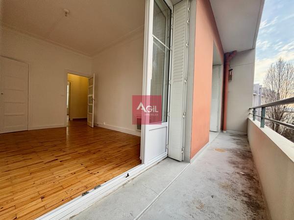 GRENOBLE : T3 de 54.09m²
