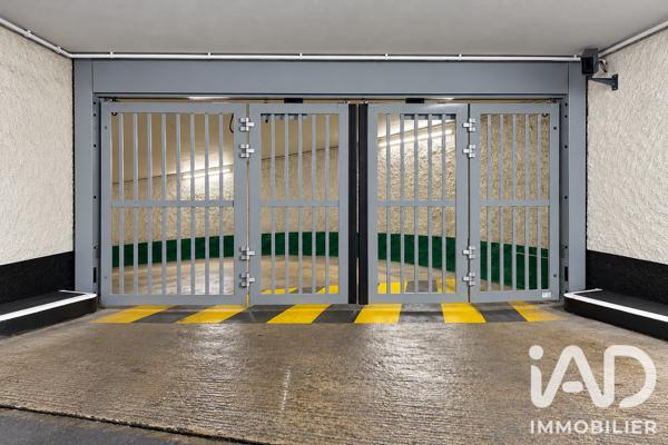 Parking à vendre 12 m² Paris 8