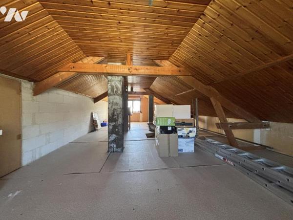 MAISON SUR SOUS-SOL A BART
