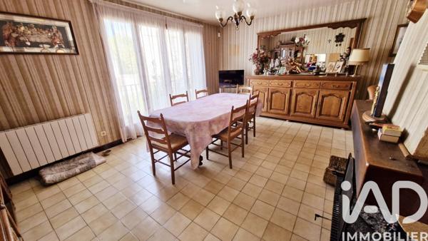 Maison à vendre 9 pièces 158,6 m² Lucé