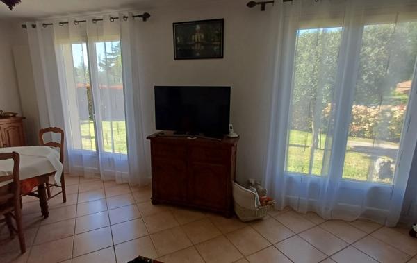 A Puymoyen, Maison Plain pied à vendre 5 pièces, garage, terrain