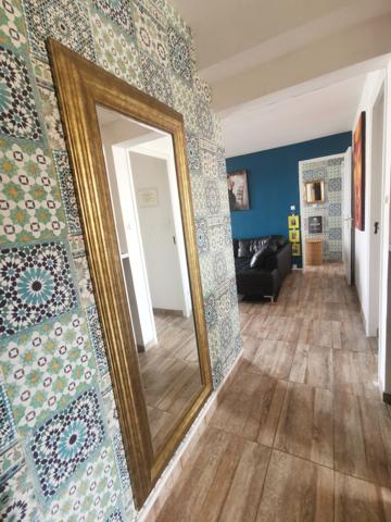Très bel appartement de type 4 avec box - 9ème arrondissement