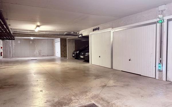 Stationnement à vendre