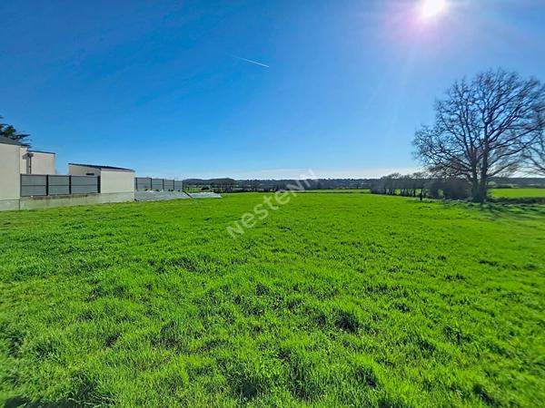 Terrain A VENDRE à Mouzeil 1250 m2, possibilité acquérir 7500m² de terrain agricole complémentaire