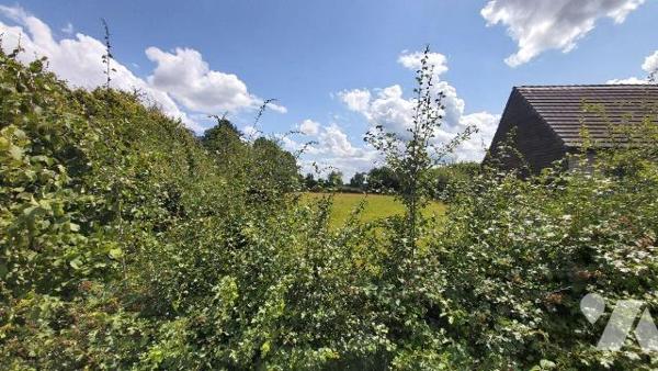 CLAIRFAYTS proche SOLRE LE CHATEAU, VAL JOLY, SIVRY (Belgique)
Centre du village Deux parcelle...