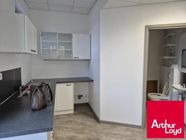 BIARRITZ - Bureaux à louer de 96 m2 - emplacement recherché et cadre professionnel de qualité.