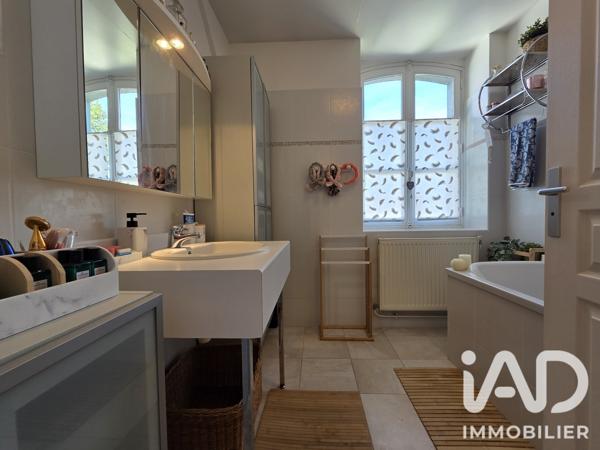 Maison à vendre 6 pièces 177 m² Fontainebleau