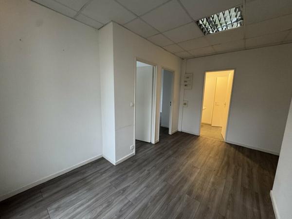 SAINT-AVERTIN LES GRANGES GALAND BUREAUX A LOUER DE 48 M² PROXIMITE ACHANGEUR A10