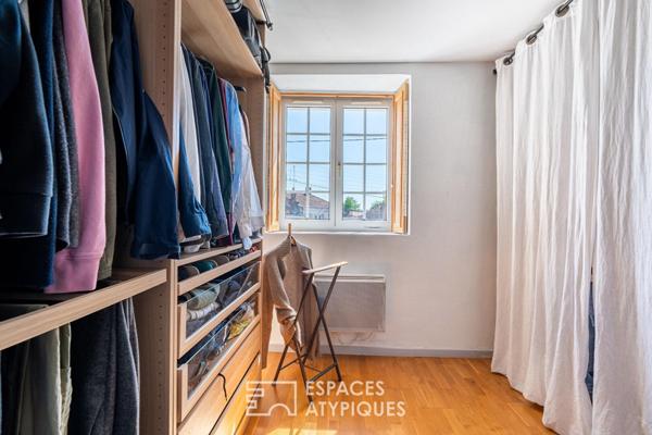 Grande maison de charme en ville sur son jardin méditerranéen