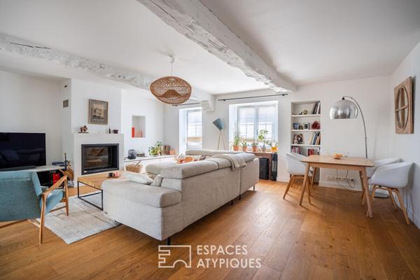 Grande maison de charme en ville sur son jardin méditerranéen