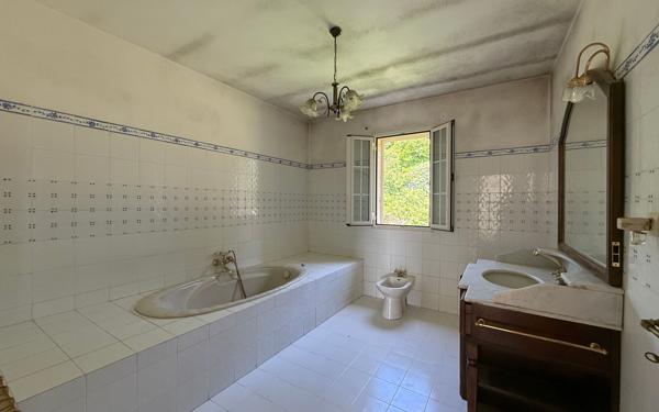 Maison à vendre    5 pièces • 165 m2 San-Nicolao