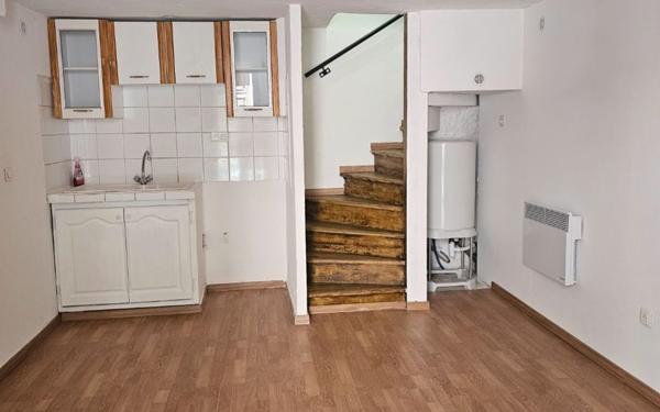 Appartement à louer    2 pièces • 30,42 m2 Bastia