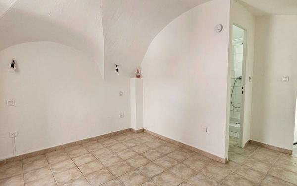 Appartement à louer    2 pièces • 30,42 m2 Bastia