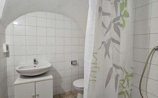 Appartement à louer    2 pièces • 30,42 m2 Bastia