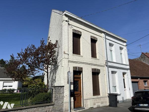 CENTRE-VILLE 1930 SEMI-MITOYENNE