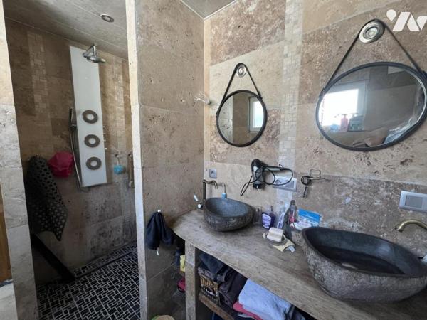 CENTRE-VILLE 1930 SEMI-MITOYENNE