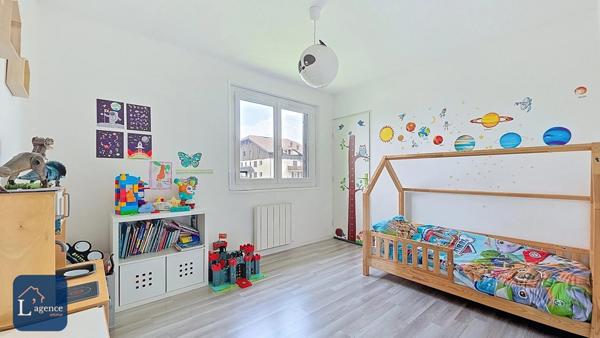 Appartement Duplex T5 4 Chambres 2 Balcons Garage double Cave Buanderie