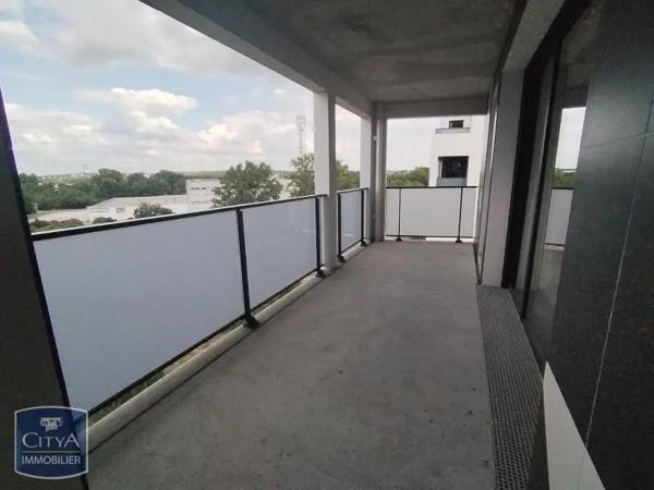 Appartement à louer 4 pièces 85.74m² Bordeaux (33300)