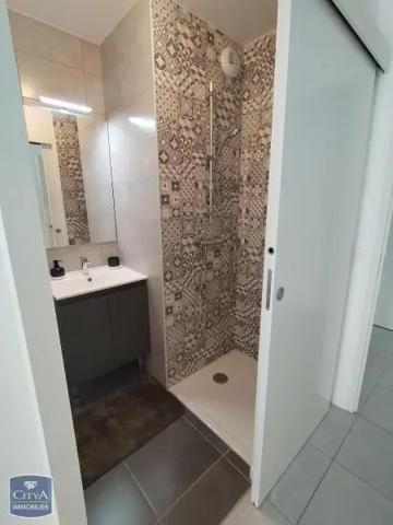 Appartement à louer 4 pièces 85.74m² Bordeaux (33300)