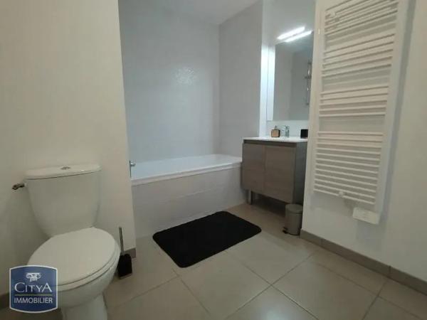 Appartement à louer 4 pièces 85.74m² Bordeaux (33300)