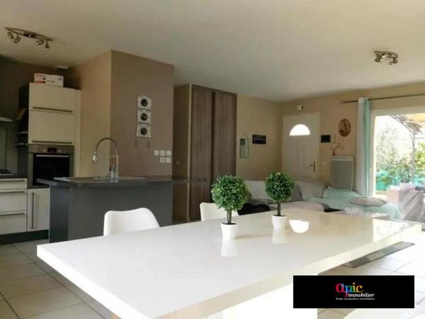Villa T4+ garage + piscine