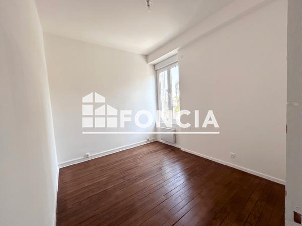 Location Appartement 3 pièces 35.52 m² - 16 RUE DU DR GASTON SIMOUNET Bergerac 24100