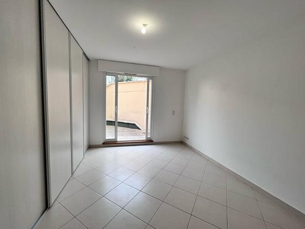 Appartement COURBEVOIE - 1 pièce - 27 m2 Lot 002 , Courbevoie
