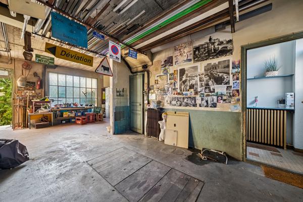 EXCLUSIVITÉ - Maison individuelle au fort potentiel - 304,68 m² de surface sol