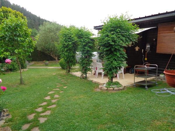 Beauzac(43), chalet de 67 m2 habitables, 2 chambres sur 451 m2 de terrain