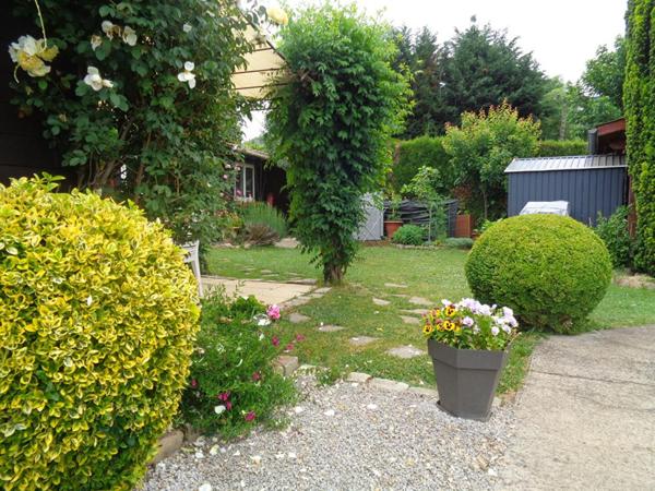 Beauzac(43), chalet de 67 m2 habitables, 2 chambres sur 451 m2 de terrain