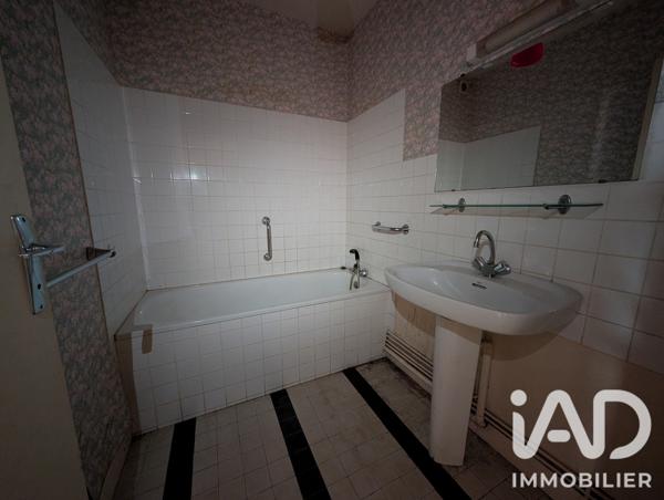 Immeuble à vendre 191 m² Ahun